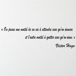 Sticker mural Hugo, attendre et quitter | Fun-Stickers