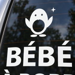 Sticker bébé à bord Petit pingouin | Fun-Stickers